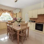 Killelton Cottage *