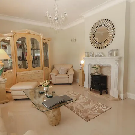 度假居 Killelton Cottage *